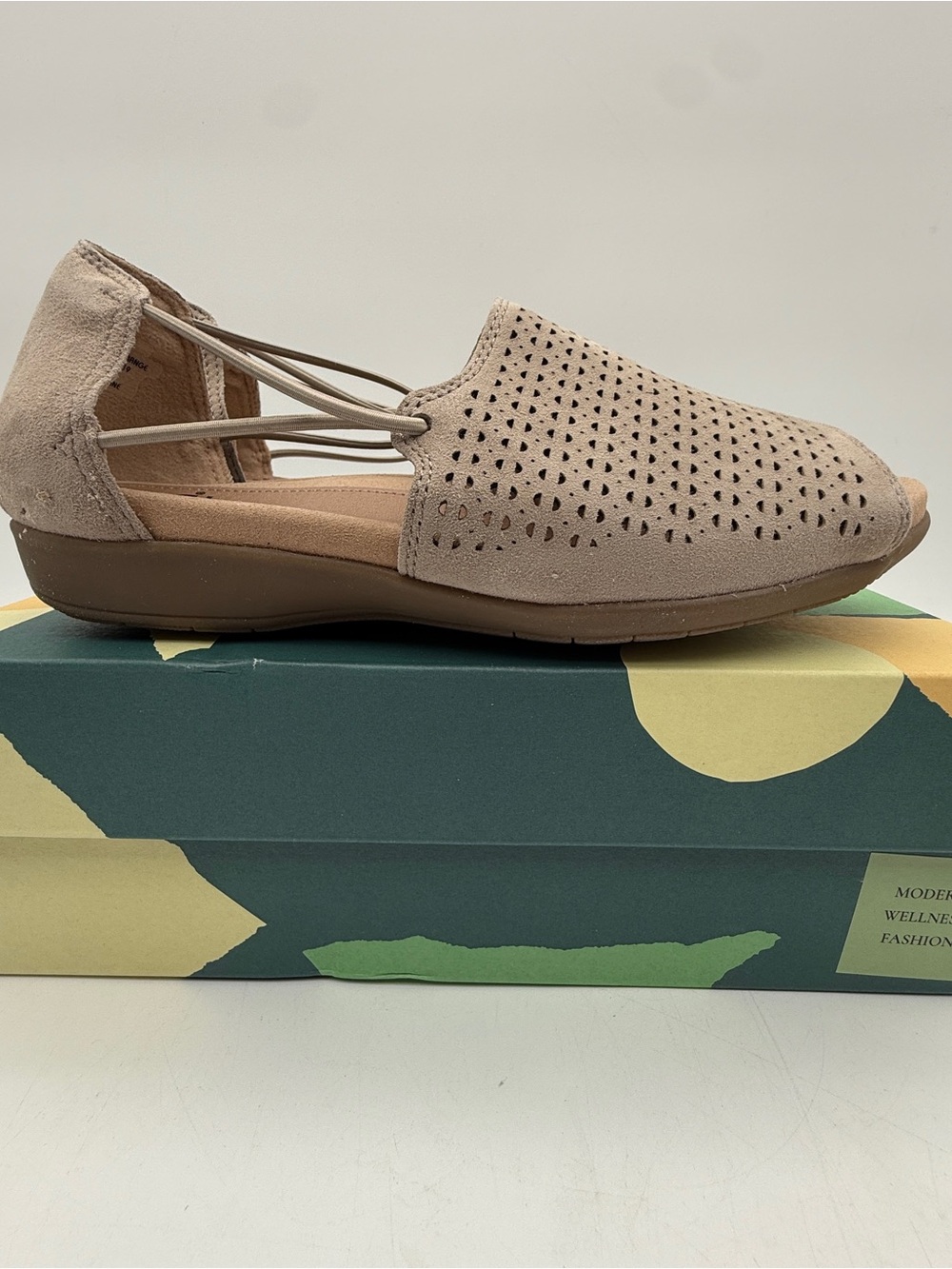Earth Origins Alder Abra Sandals Womens 6.5W Wide Beige Taupe Comfort NIB